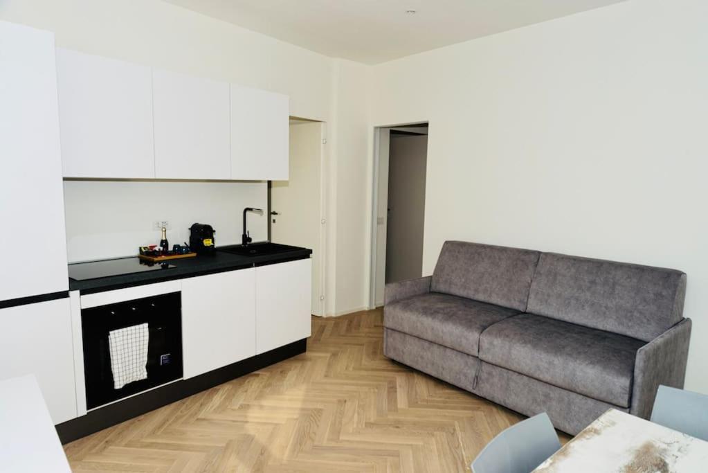 Sky View -Porta Nuova- Appartamento 7 Con Terrazzo Mailand Exterior foto